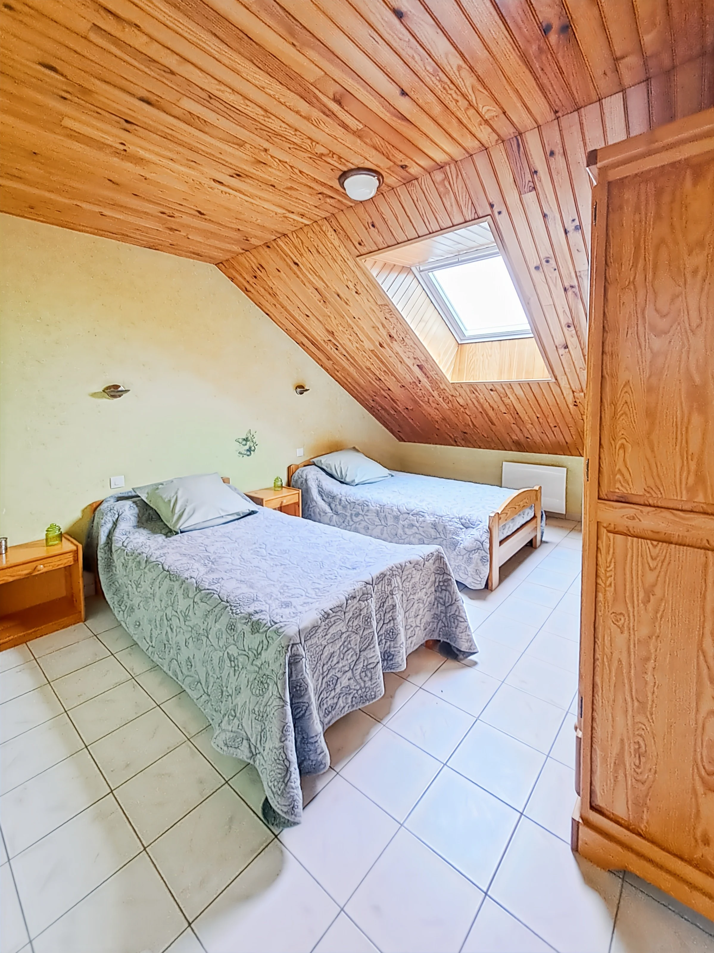 Chambres du gîte Le Menhir en Champagne